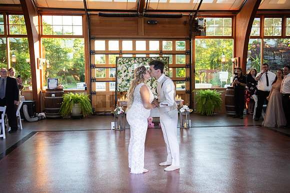 6030_VicJustWedWed