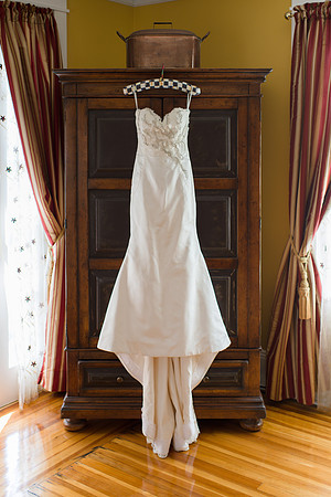 Wedding Dress Hanging