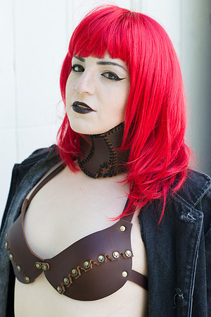 0034_Christine