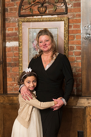 0136_Dawn's 60th