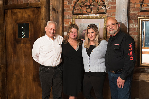 0143_Dawn's 60th