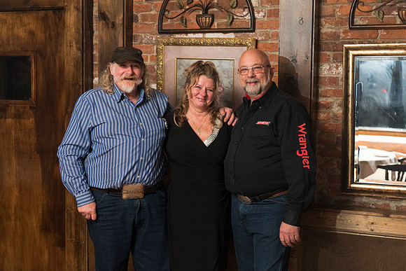 0108_Dawn's 60th