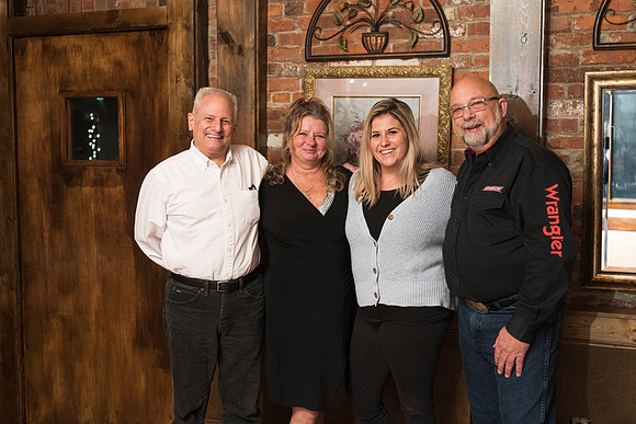 0141_Dawn's 60th