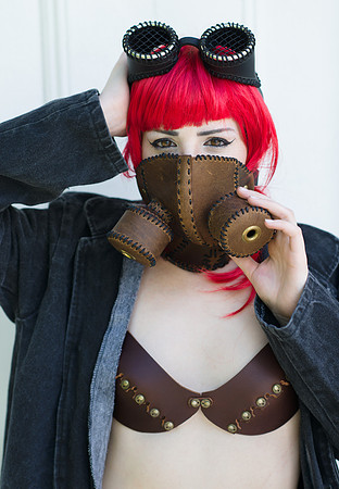 0029_Christine