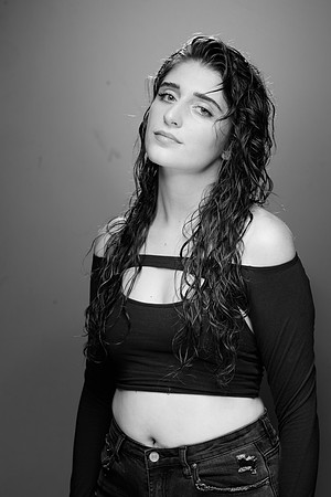 0037_Anna