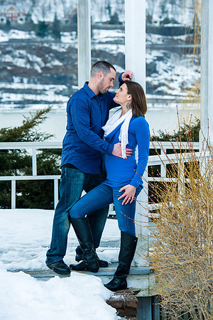 Winter Engagment Portraits - Hudson Valley, NY