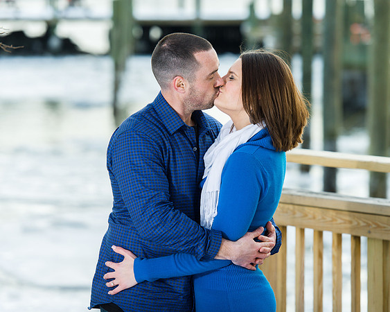 Winter Engagment Portraits - Hudson Valley, NY