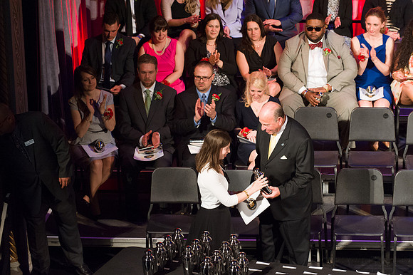 0512_40U402014