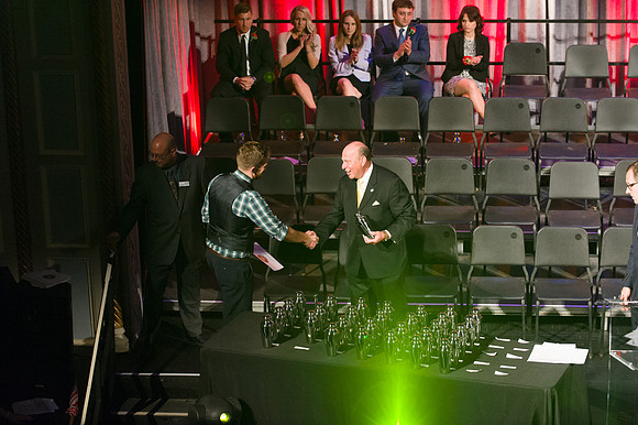 0401_40U402014