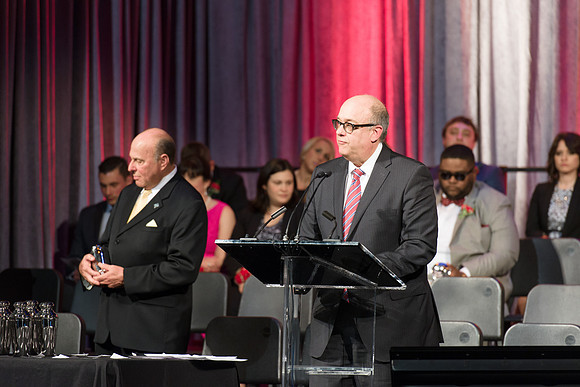 0437_40U402014
