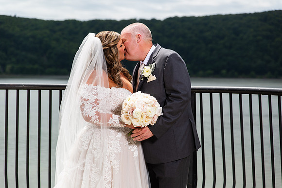 Amy.Brian.Wedding_1192