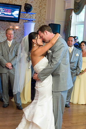 Bride & Groom First Dance Photo