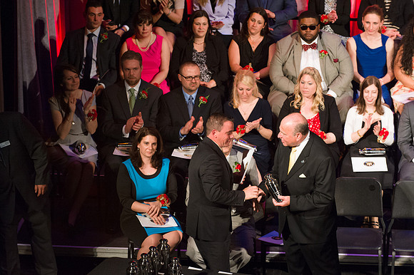 0586_40U402014