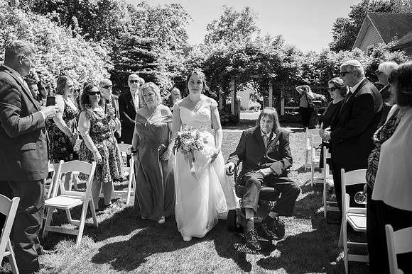 1025_SarDerWed